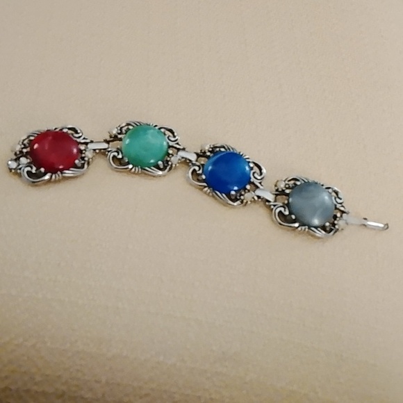 Elegant Multi-Color Stone Bracelet - Picture 14 of 16